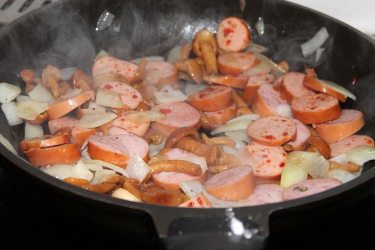Sausage and Mushroom Stir Fry with Onions - Stir Fry Recipe