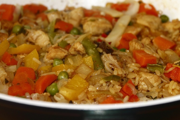 Chicken Vegetable Stir Fry with Peppers, Peas and Carrots - Stir Fry Recipe