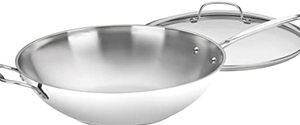 The Large Size and Flat Bottom Make this Pan Ideal for Cooking Stir-Fry Dishes